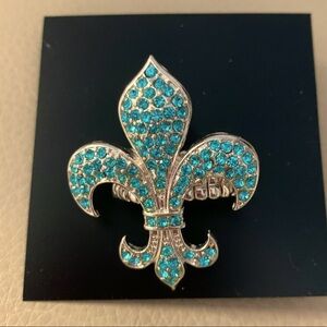 NWOT Silver & Blue Fleur-de-lis Stretch Ring